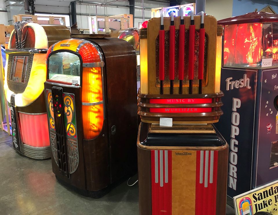 Chicagoland Antique Advertising & Slot Machine and Jukebox Show at Lake County Fairgrounds