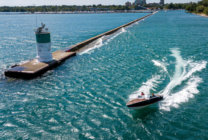 Waukegan Harbor light
