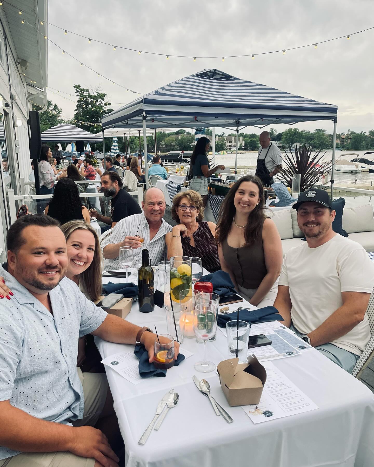 Lindy's Landing in Wauconda