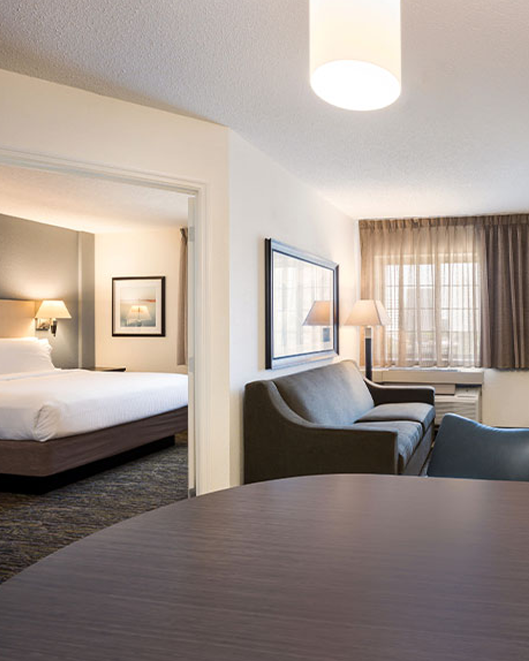Sonesta Simply Suites in Libertyville