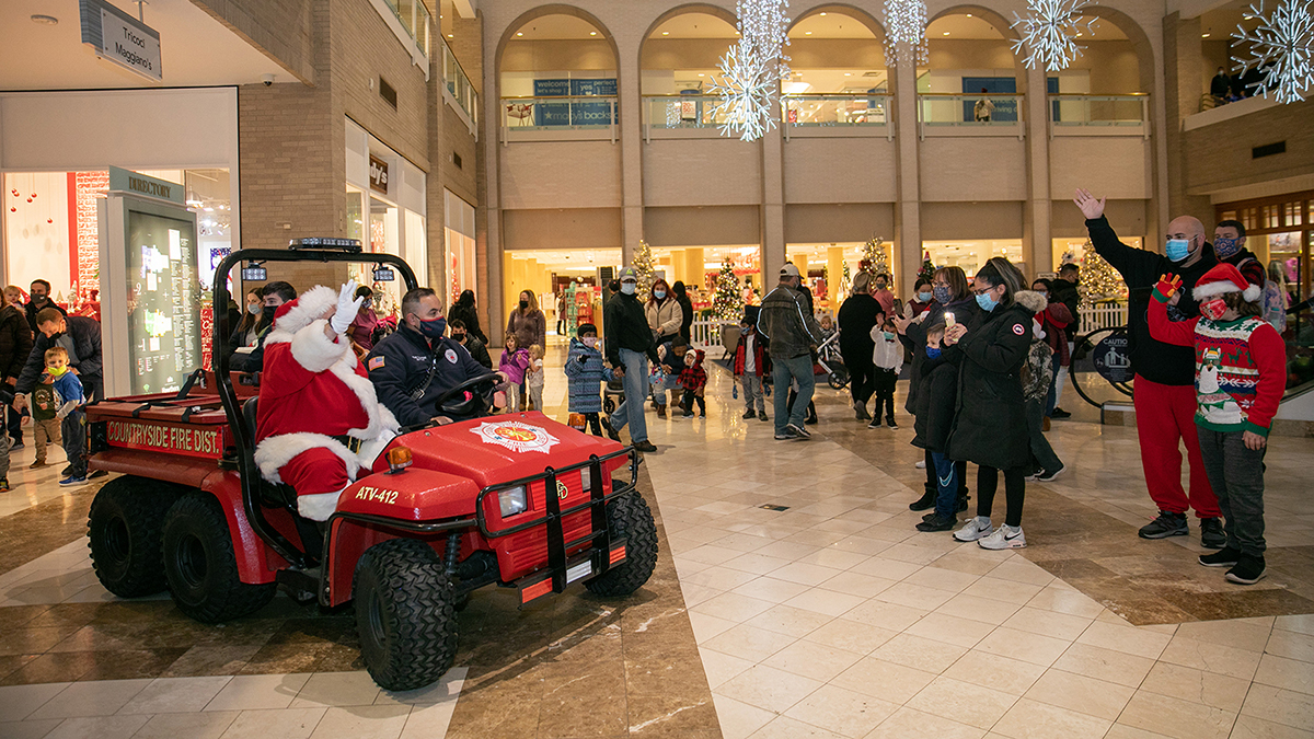Santa's Arrival at Hawthorn Mall