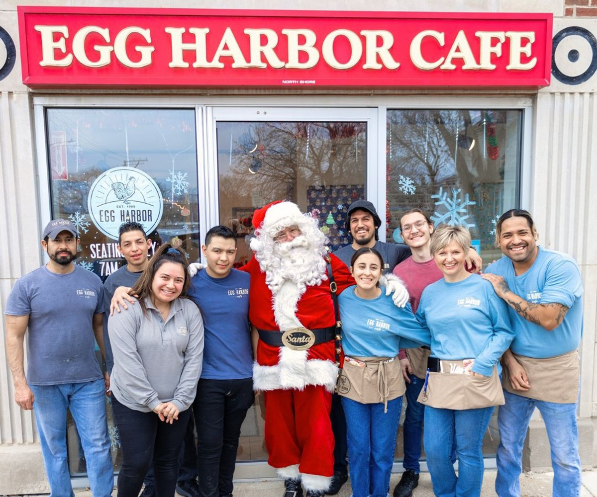 Breakfast with Santa at Egg Harbor Cafe