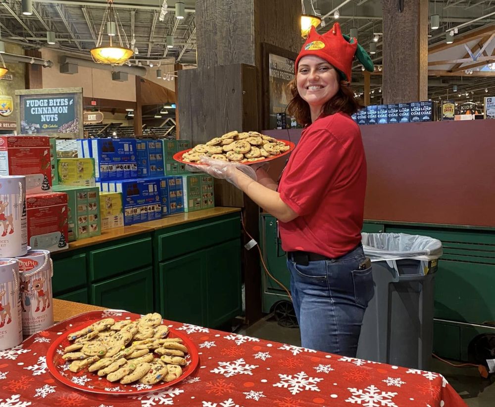 Santa's Magical Arrival at Bass Pro Shops Outdoor World
