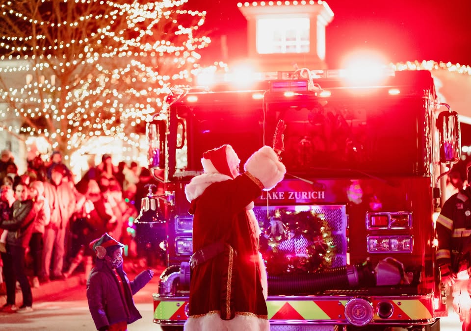 Santa's Arrival & Fireworks at Deer Park Town Center