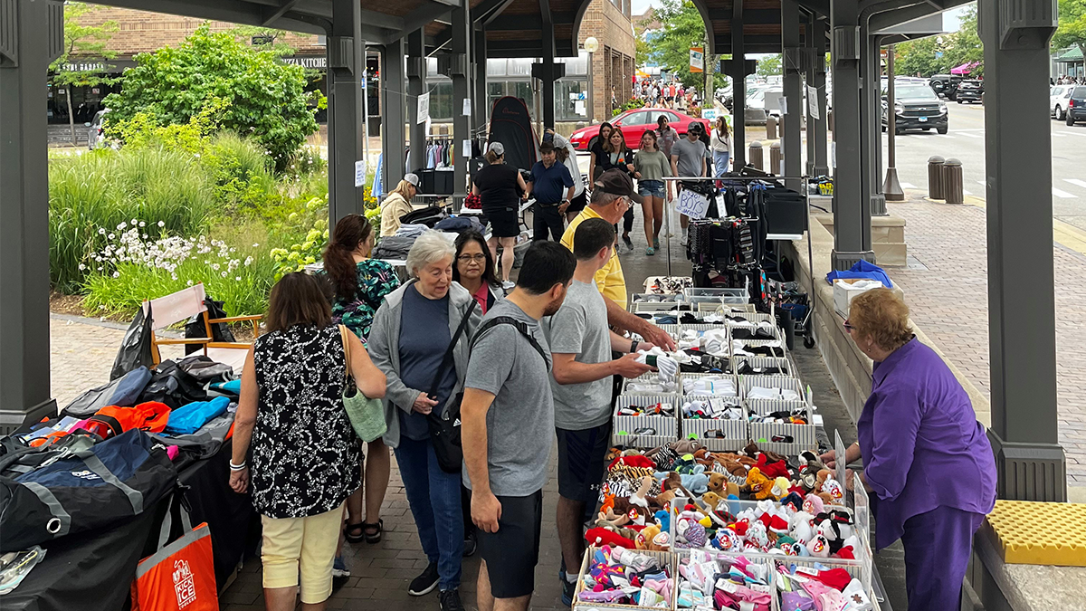 Highland Park Summer Sidewalk Sale in Downtown Highland Park