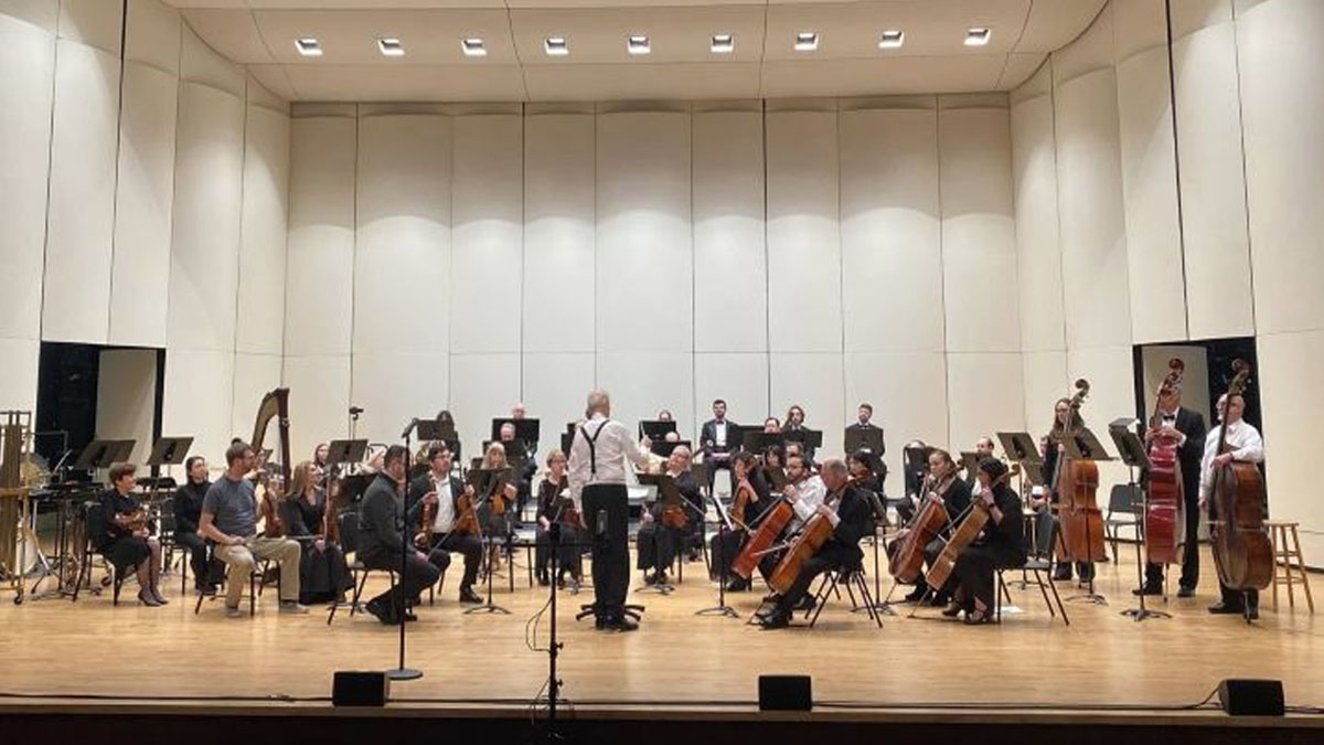Lake County Symphony Orchestra: Sounds of the Season Holiday Concert at the James Lumber Center 