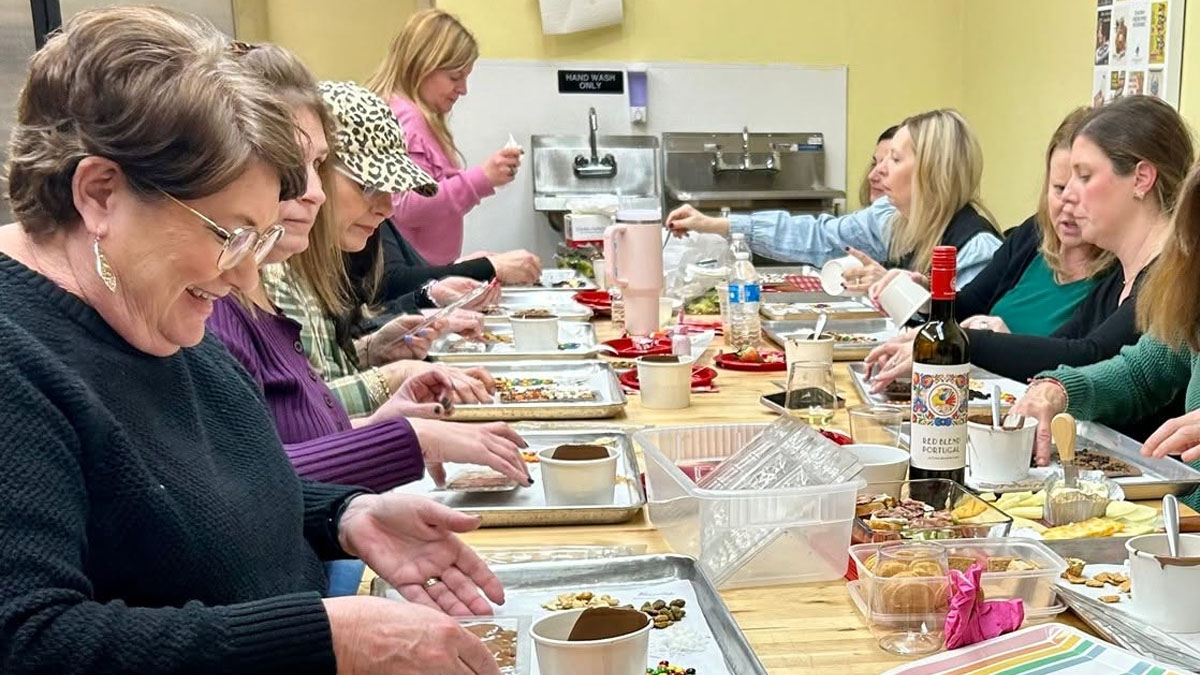 Teen and Adult Chocolate Bar Workshop at Ma and Pa's Candy