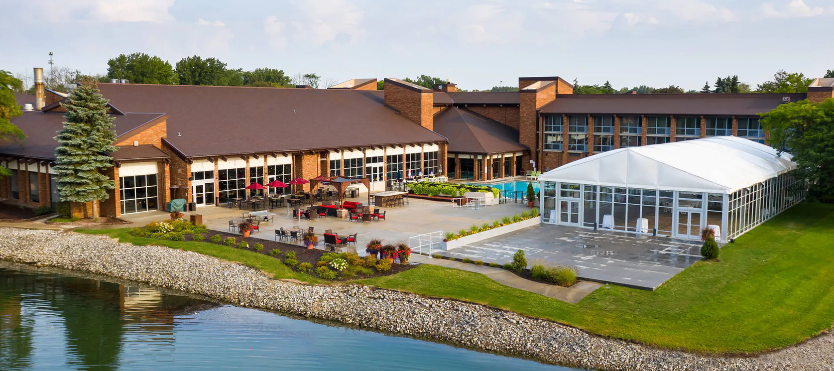 LINCOLNSHIRE MARRIOTT RESORT