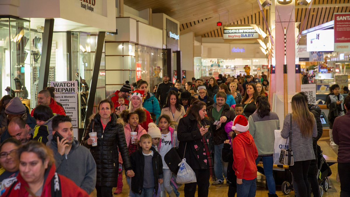 Gurnee Holiday Shopping 