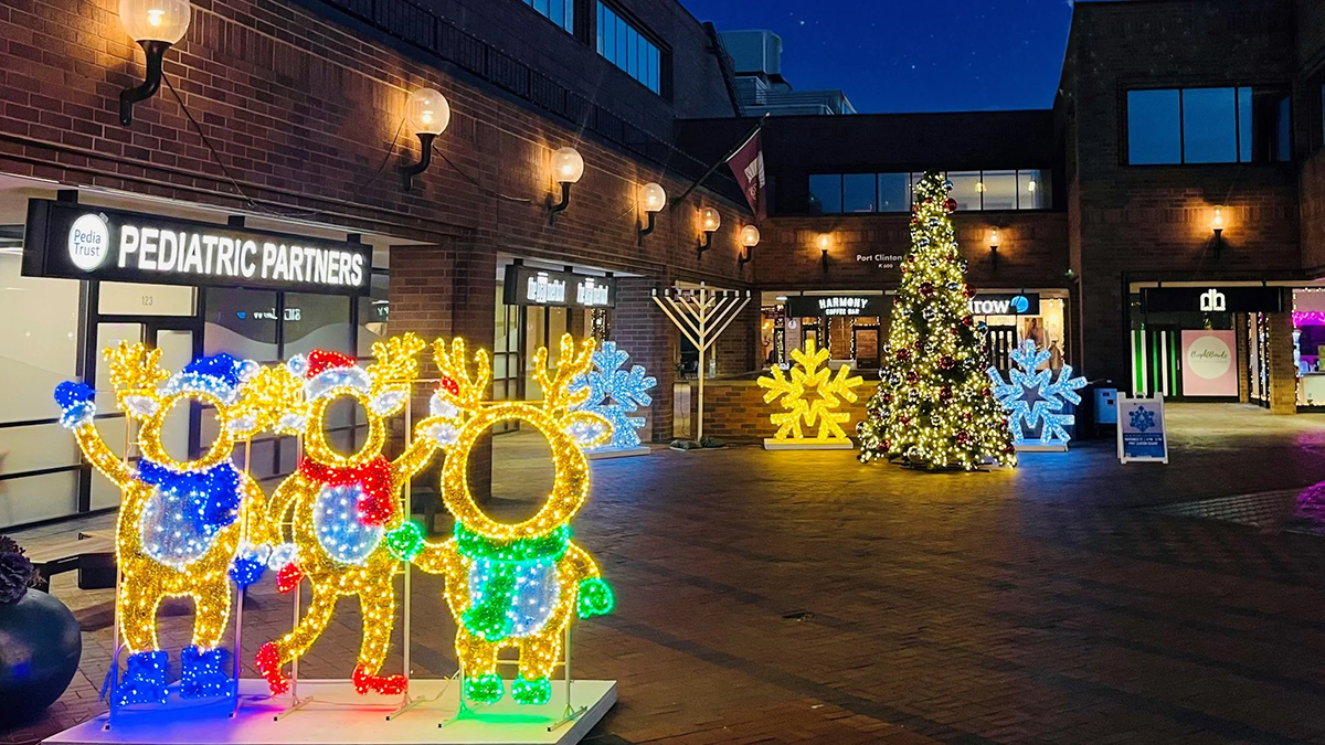 Highland Park Holiday Shopping 
