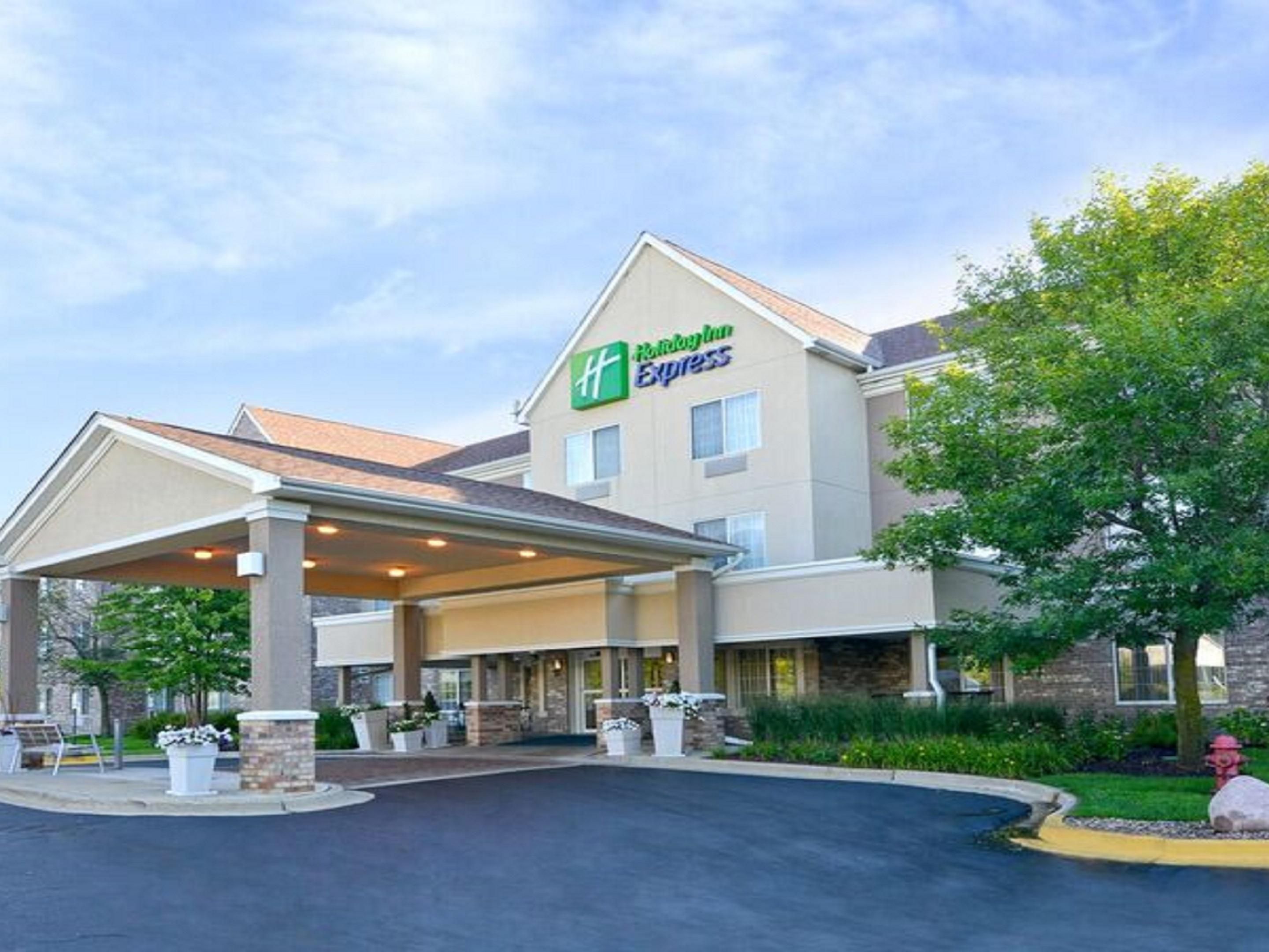 Holiday Inn Express & Suites Chicago Deerfield/Lincolnshire