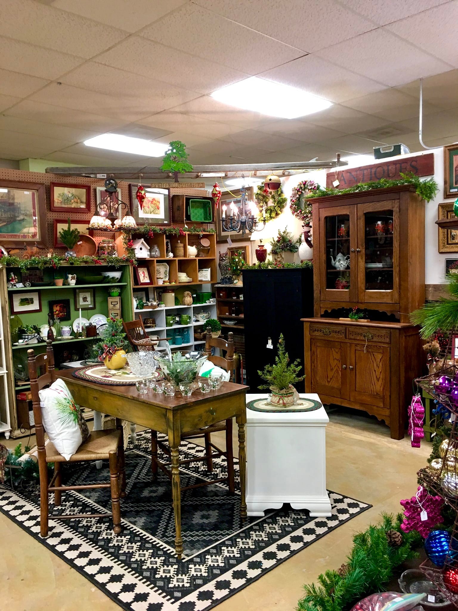 Reclaimed Artisans in Libertyville