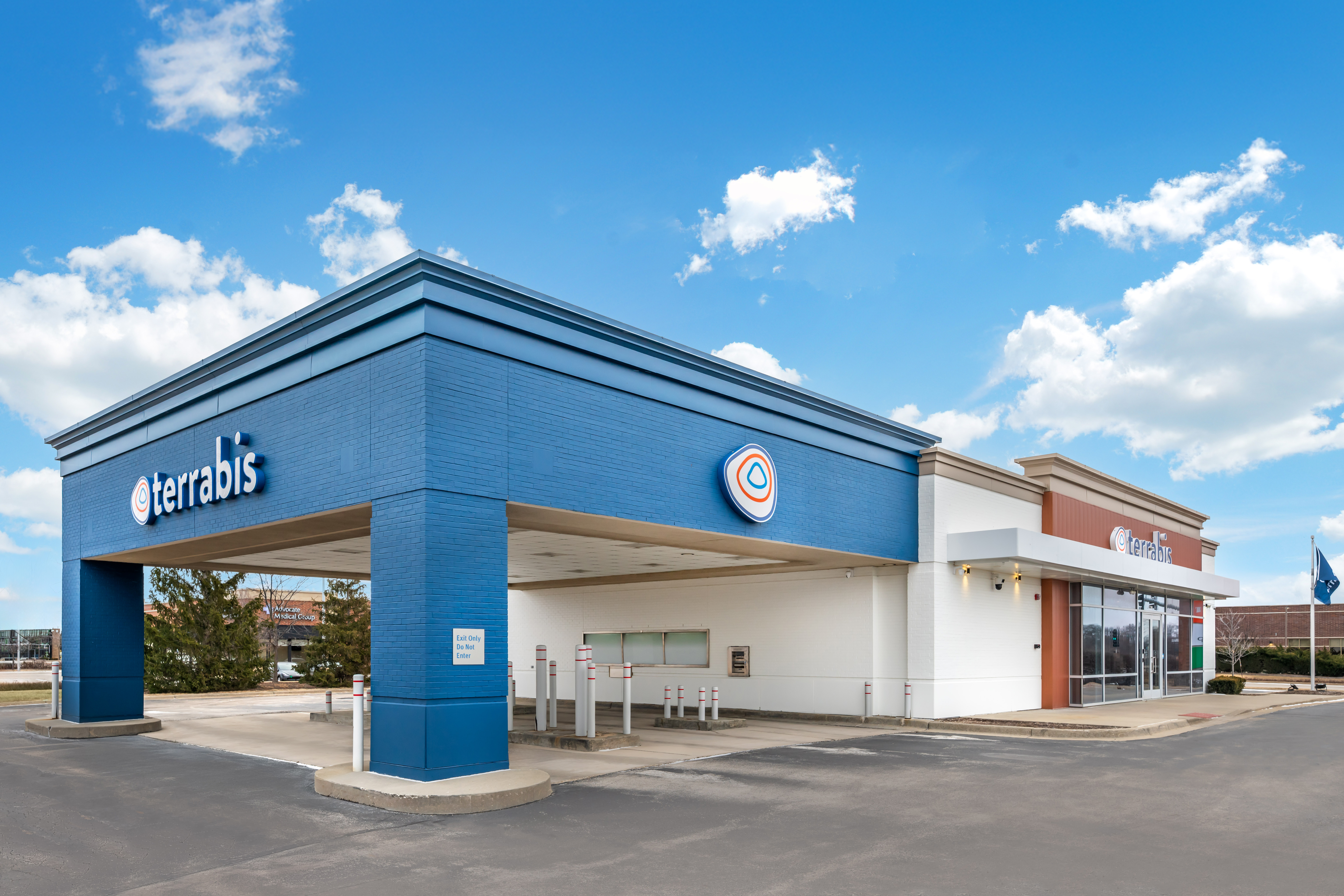 Terrabis Mundelein Dispensary Exterior 2