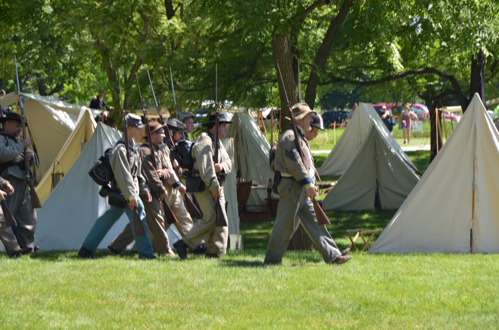 confederate troops begin their march